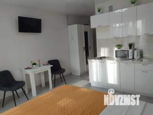 Студия квартира, посуточно, 27м2, 13/25 этаж