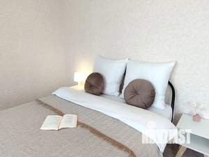 Студия квартира, посуточно, 30м2, 4/18 этаж