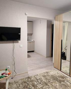 Студия квартира, на длительный срок, 30м2, 17/18 этаж