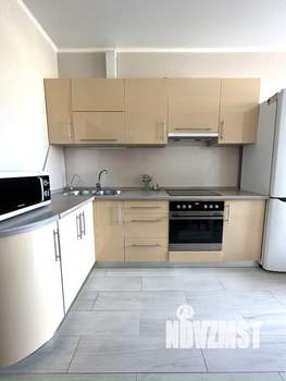2-к квартира, посуточно, 50м2, 1/1 этаж