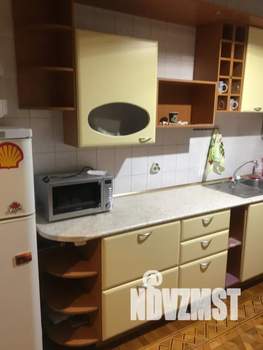 3-к квартира, посуточно, 82м2, 1/2 этаж