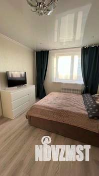 1-к квартира, посуточно, 49м2, 1/1 этаж