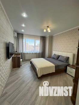 1-к квартира, посуточно, 60м2, 1/1 этаж