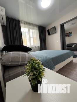 Студия квартира, посуточно, 30м2, 1/18 этаж