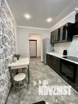 1-к квартира, посуточно, 35м2, 11/25 этаж