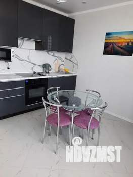 1-к квартира, посуточно, 38м2, 8/25 этаж