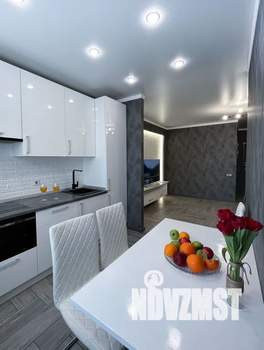 1-к квартира, посуточно, 50м2, 13/32 этаж