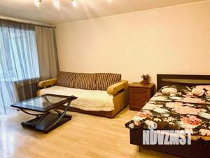 1-к квартира, посуточно, 40м2, 3/9 этаж