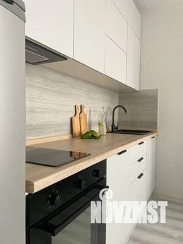 Студия квартира, посуточно, 28м2, 13/25 этаж