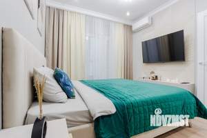 1-к квартира, посуточно, 38м2, 8/24 этаж