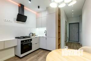 1-к квартира, посуточно, 39м2, 9/18 этаж