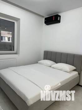 Студия квартира, посуточно, 27м2, 2/25 этаж