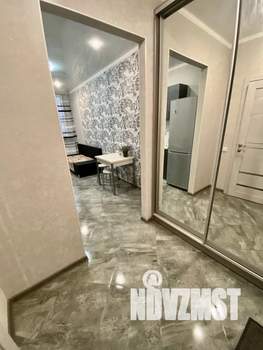 1-к квартира, посуточно, 35м2, 11/25 этаж