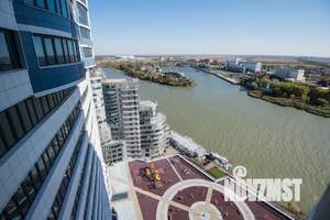 1-к квартира, посуточно, 35м2, 23/30 этаж