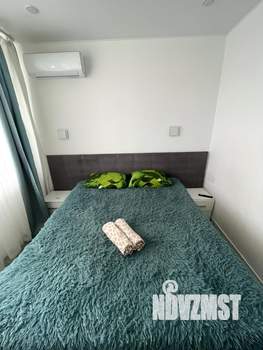 1-к квартира, посуточно, 29м2, 22/32 этаж