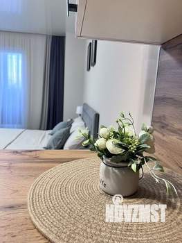 Студия квартира, посуточно, 35м2, 24/25 этаж