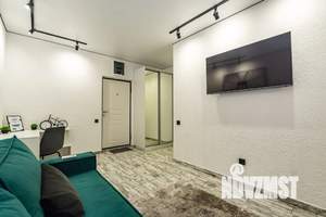 1-к квартира, посуточно, 42м2, 22/25 этаж