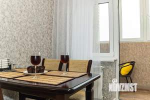 1-к квартира, посуточно, 43м2, 1/1 этаж