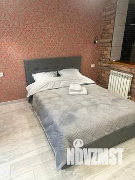 Студия квартира, посуточно, 35м2, 6/17 этаж