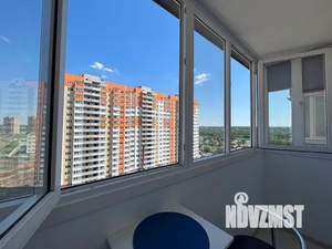 Студия квартира, посуточно, 28м2, 12/18 этаж