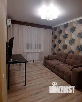 Студия квартира, посуточно, 32м2, 3/21 этаж