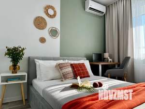 Студия квартира, посуточно, 45м2, 20/25 этаж