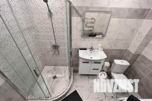 1-к квартира, посуточно, 42м2, 4/25 этаж