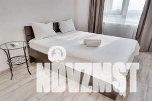 1-к квартира, посуточно, 40м2, 17/24 этаж