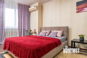 1-к квартира, посуточно, 51м2, 1/1 этаж