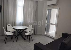 1-к квартира, на длительный срок, 42м2, 18/27 этаж