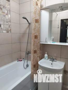 Студия квартира, посуточно, 28м2, 11/24 этаж