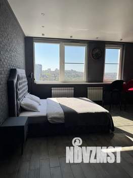 Студия квартира, посуточно, 41м2, 17/32 этаж