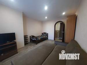 1-к квартира, посуточно, 40м2, 8/14 этаж