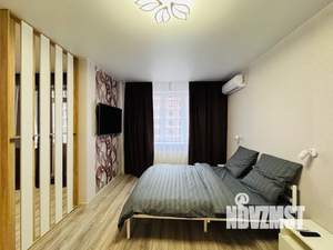 Студия квартира, посуточно, 44м2, 13/24 этаж