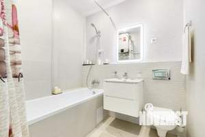 1-к квартира, посуточно, 42м2, 14/25 этаж