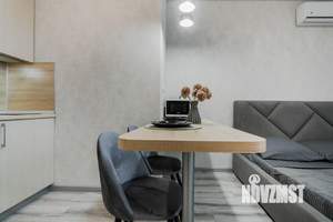 Студия квартира, посуточно, 28м2, 3/24 этаж