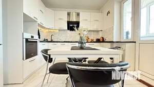 2-к квартира, посуточно, 59м2, 1/1 этаж