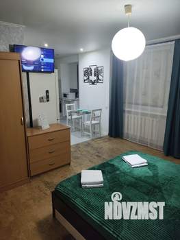Студия квартира, посуточно, 30м2, 8/10 этаж