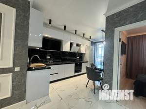 1-к квартира, посуточно, 38м2, 14/24 этаж