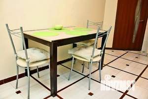 2-к квартира, посуточно, 60м2, 1/1 этаж