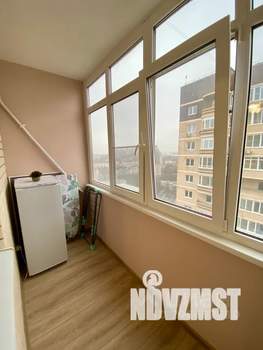 Студия квартира, посуточно, 28м2, 23/25 этаж