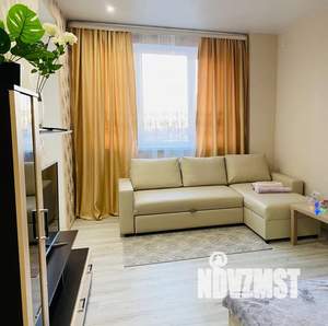 1-к квартира, посуточно, 40м2, 2/25 этаж