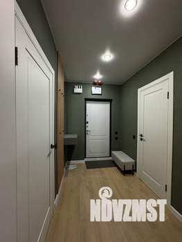 Студия квартира, посуточно, 36м2, 10/18 этаж