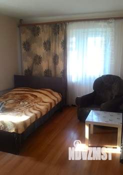 1-к квартира, посуточно, 37м2, 3/5 этаж