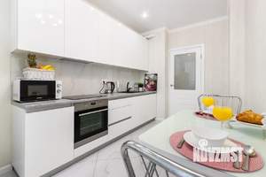 1-к квартира, посуточно, 40м2, 10/25 этаж