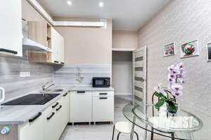 1-к квартира, посуточно, 45м2, 1/1 этаж