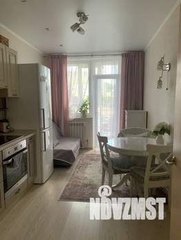 1-к квартира, посуточно, 42м2, 4/20 этаж