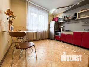 1-к квартира, посуточно, 40м2, 3/10 этаж