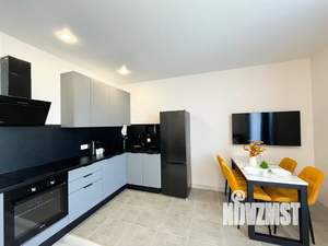 1-к квартира, посуточно, 42м2, 19/19 этаж