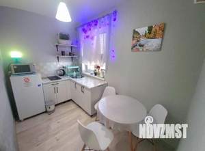 2-к квартира, посуточно, 60м2, 1/1 этаж